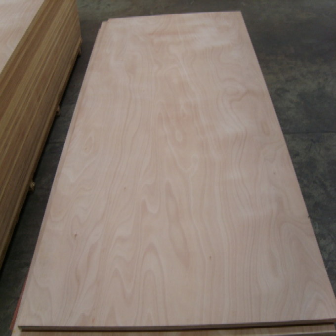 okoume plywood 90.png